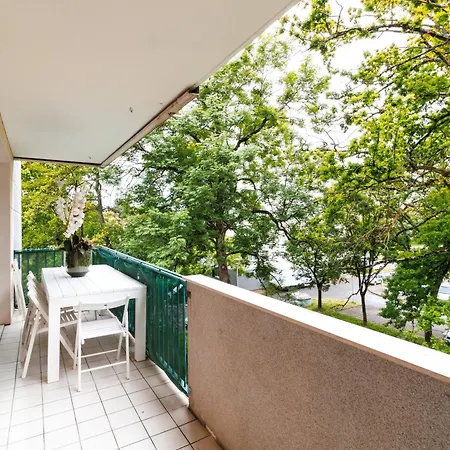 Apartment Moderne Pres De Geneve Ferney-Voltaire